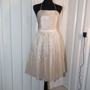 Banana Republic Heritage Collection Silk Blend Pleated Dress Halter Size 4 NWT